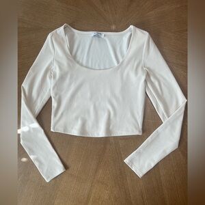 The Workshop cropped long sleeved, ribbed, cream shirt women’s size Large